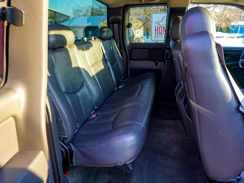 Used 2006 GMC Sierra 1500 SLT w/ Light Duty Power Package image 20