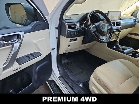 Used 2023 Lexus GX 460 Premium w/ Premium Package AWD/4WD image 10