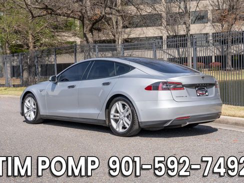 Used 2015 Tesla Model S 85D image 8