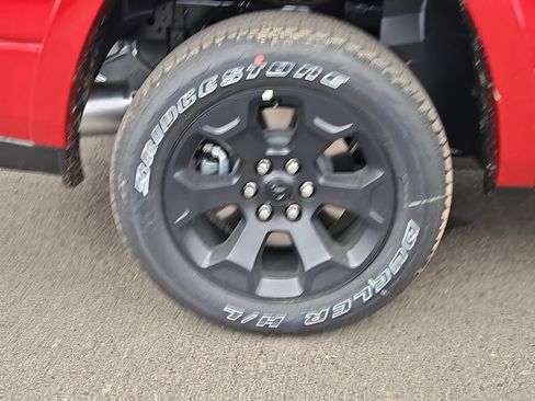 New 2026 RAM 1500 Big Horn AWD/4WD image 9