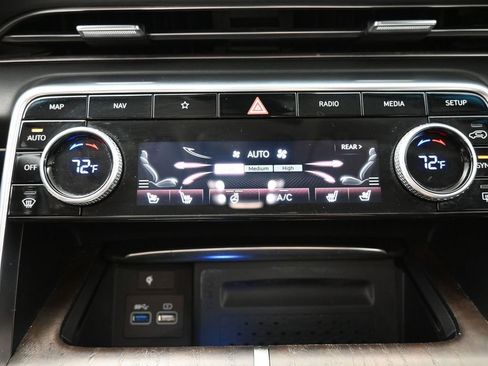 Used 2021 Genesis GV80 3.5T AWD/4WD image 4