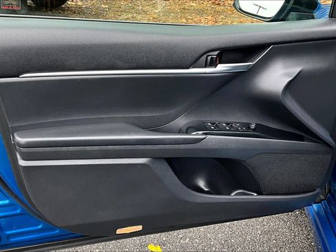 Certified 2018 Toyota Camry SE w/ Protection Package (Q2) image 19