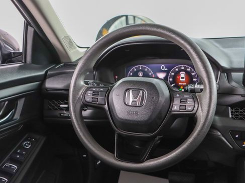 Used 2023 Honda Accord EX image 12