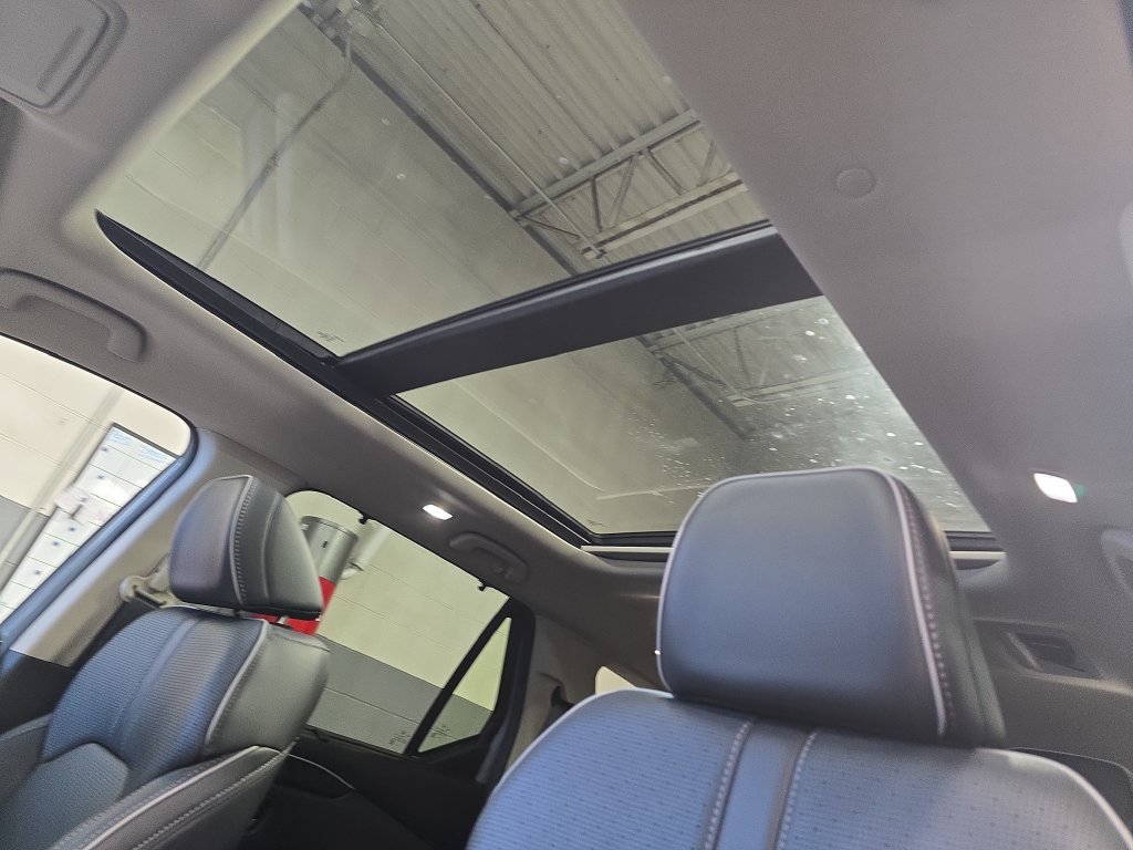 Used 2025 Honda Pilot Elite image 31