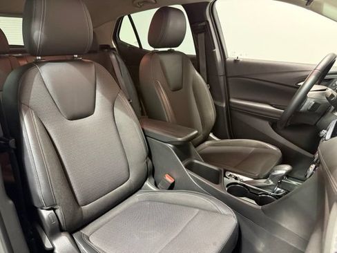 Used 2021 Buick Encore GX Preferred w/ Cold Weather Comfort Package FWD image 27