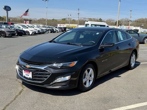 Used 2023 Chevrolet Malibu LT FWD image 8
