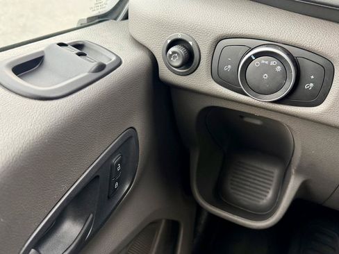 Used 2020 Ford Transit 150 XL RWD image 22