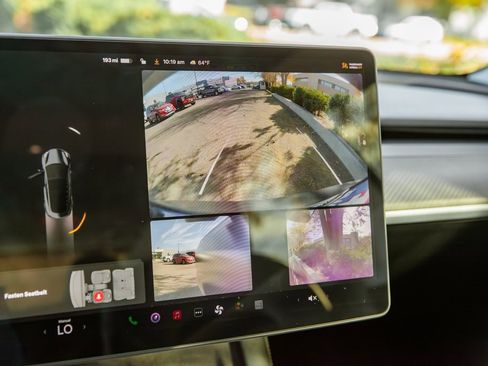 Used 2021 Tesla Model 3 Performance image 16