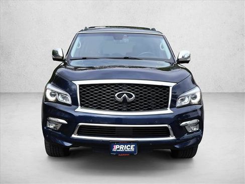 Used 2017 INFINITI QX80 4WD w/ Deluxe Technology Package image 3