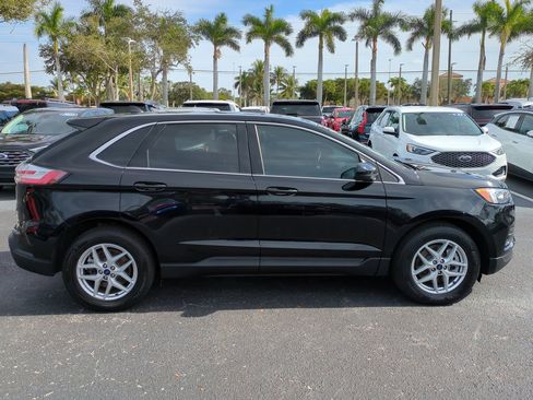 Certified 2022 Ford Edge SEL image 3