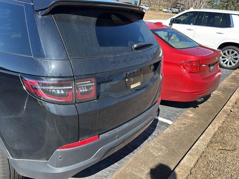 Used 2022 Land Rover Discovery Sport S image 8