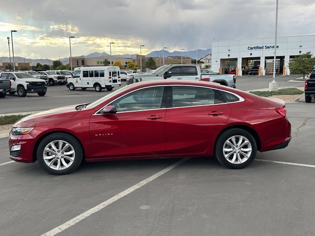 Certified 2025 Chevrolet Malibu LT FWD image 2
