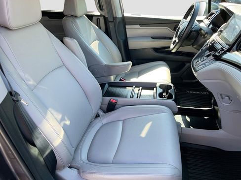 Used 2023 Honda Odyssey EX-L image 30