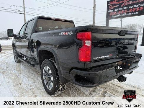 Used 2022 Chevrolet Silverado 2500 Custom w/ Custom Convenience Package image 3