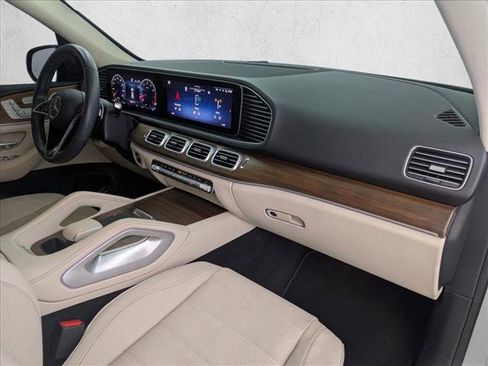 Used 2024 Mercedes-Benz GLE 450 4MATIC image 26