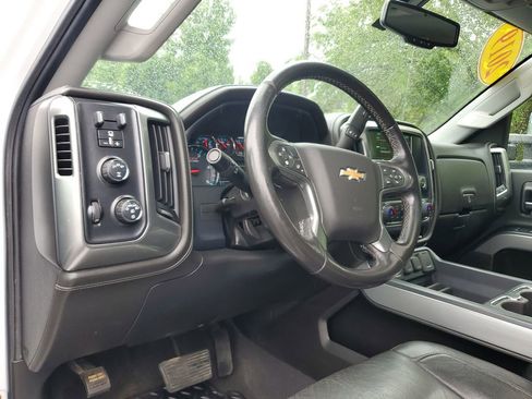 Used 2019 Chevrolet Silverado 2500 LTZ w/ Duramax Plus Package AWD/4WD image 17