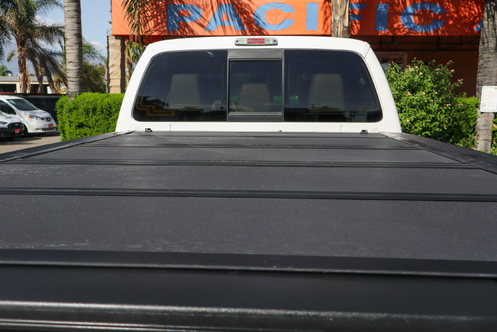 Used 2016 Ford F350 Lariat w/ Lariat Ultimate Package AWD/4WD image 8