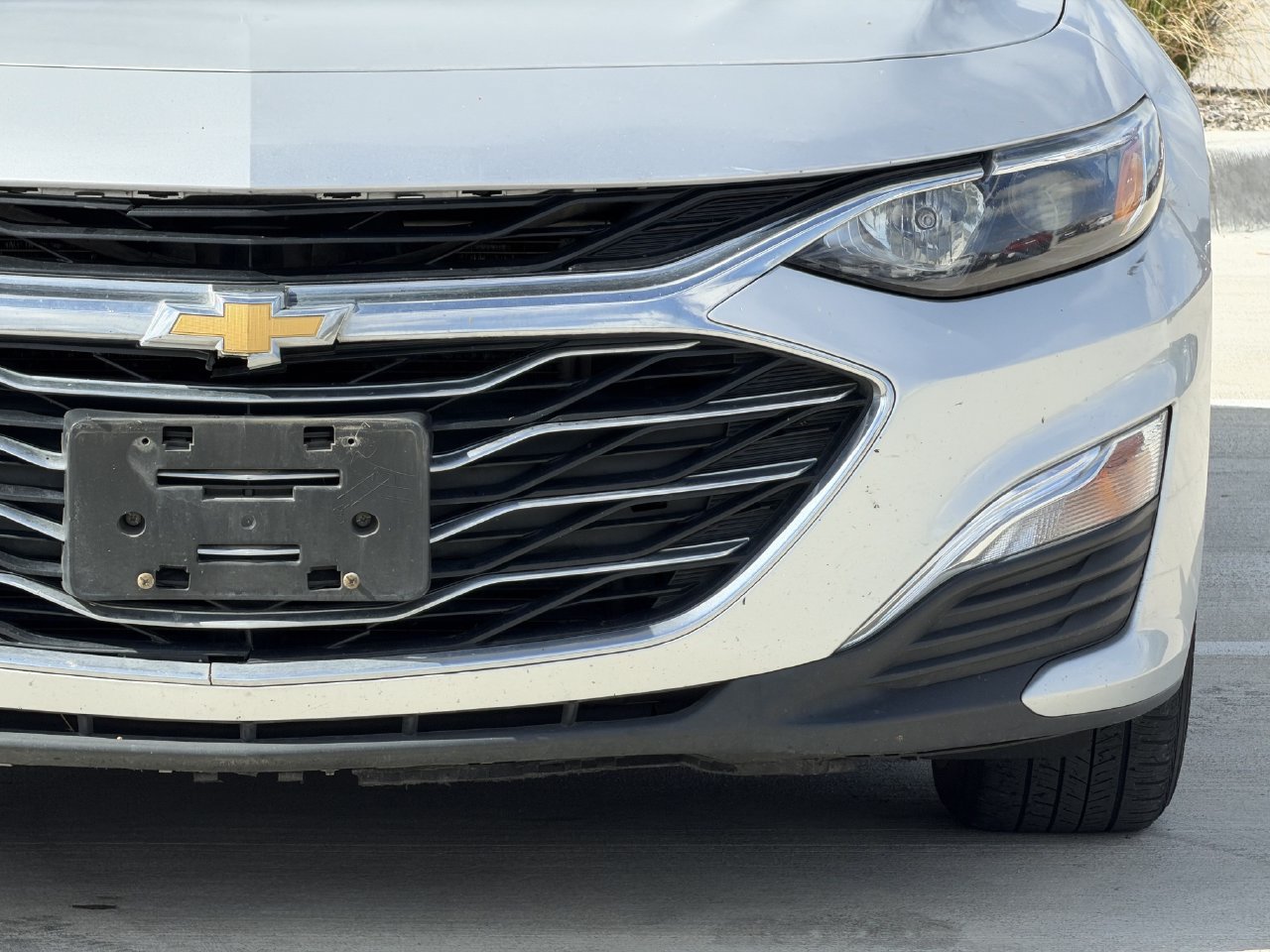 Used 2020 Chevrolet Malibu LS FWD image 9