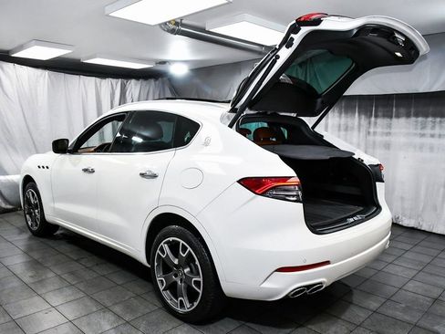 Used 2021 Maserati Levante image 60