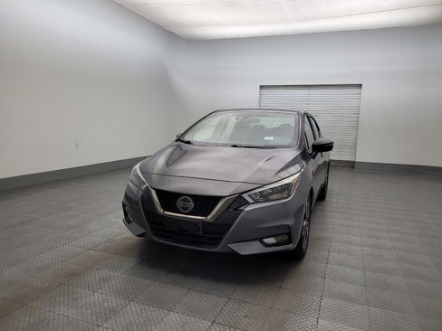 Used 2020 Nissan Versa SR image 15