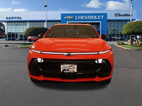 New 2025 Chevrolet Equinox EV RS image 6