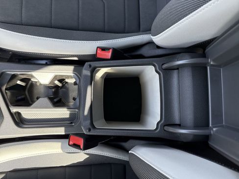 New 2026 Volkswagen Taos SE AWD/4WD image 21
