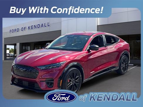 Used 2025 Ford Mustang Mach-E Premium w/ Sport Appearance Package image 1