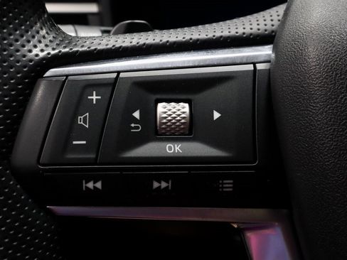 Used 2024 Mitsubishi Outlander SEL image 28