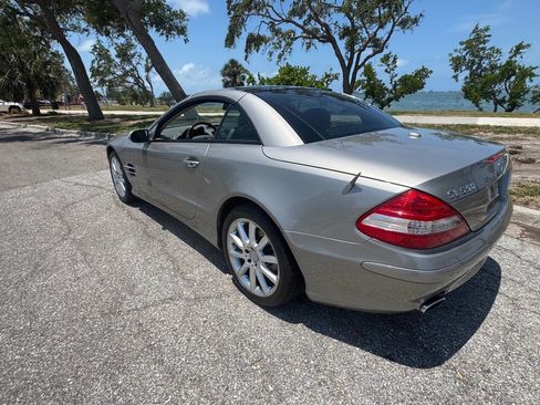 Used 2007 Mercedes-Benz SL 550 image 17