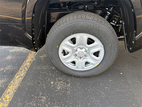 New 2026 Toyota Tundra SR image 18