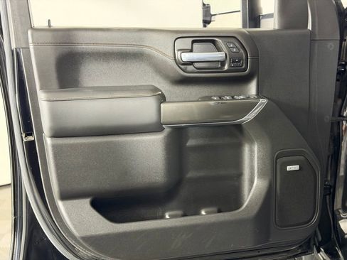 Used 2020 GMC Sierra 2500 AT4 w/ Technology Package image 34