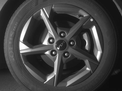 Used 2025 Kia K4 LXS image 13