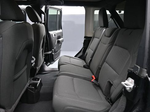 Used 2023 Jeep Wrangler Unlimited Sport AWD/4WD image 16