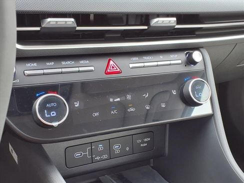 New 2025 Hyundai Sonata SEL image 18