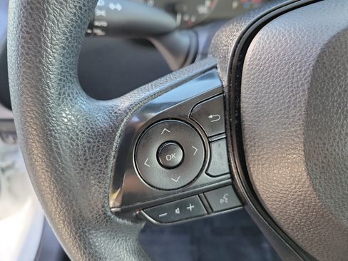 Used 2024 Toyota Corolla LE FWD image 27