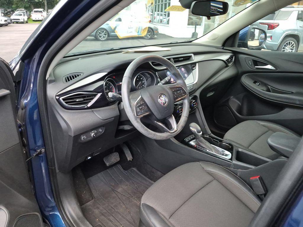 Used 2023 Buick Encore GX Select w/ Safety Package II AWD/4WD image 17