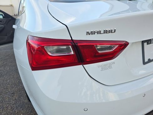 Used 2024 Chevrolet Malibu LT image 34