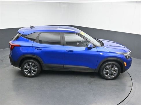 Used 2024 Kia Seltos LX image 29