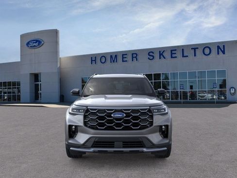 New 2026 Ford Explorer Platinum image 6