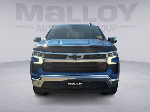 Used 2022 Chevrolet Silverado 1500 LT w/ Z71 Off-Road Package AWD/4WD image 8