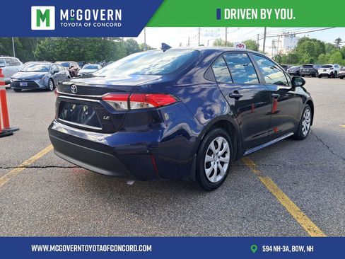 Used 2023 Toyota Corolla LE w/ Carpet Mat Package (TMS) FWD image 3