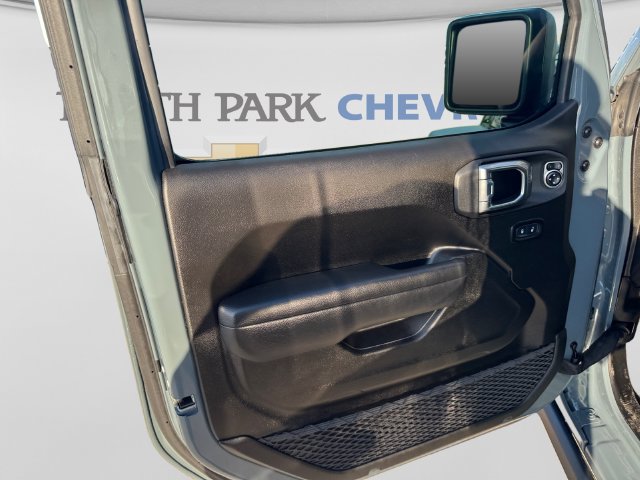Used 2026 Jeep Wrangler Unlimited Rubicon AWD/4WD image 10