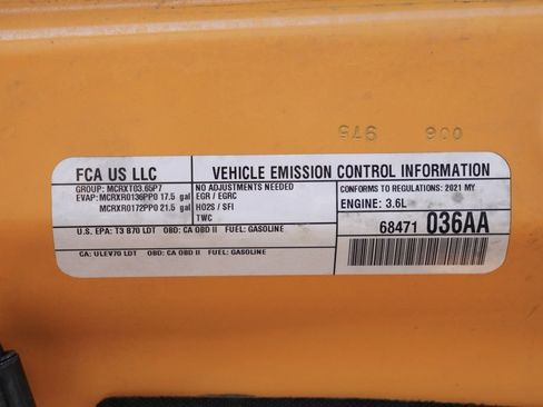 Used 2021 Jeep Wrangler Unlimited Rubicon image 32