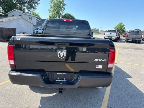 Used 2019 RAM 1500 Express AWD/4WD image 12