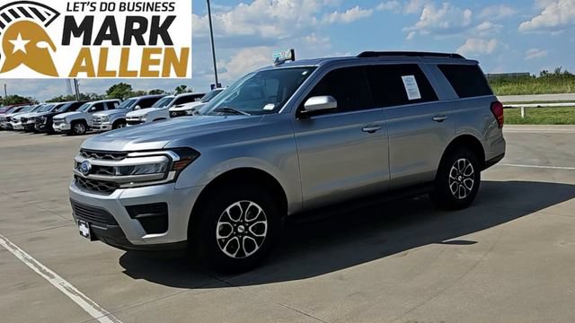Used 2024 Ford Expedition XLT AWD/4WD image 4