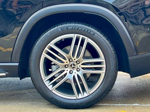 Certified 2026 Mercedes-Benz GLS 450 4MATIC image 14