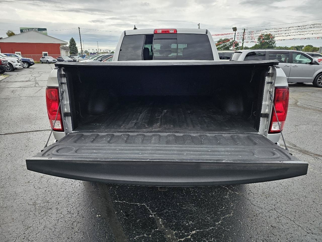 Used 2019 RAM 1500 Classic SLT w/ Luxury Group AWD/4WD image 34