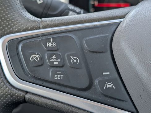 Used 2023 Chevrolet Malibu LT image 14