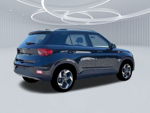 New 2026 Hyundai Venue SEL FWD image 8