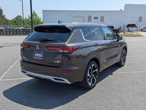 Used 2023 Mitsubishi Outlander SEL image 5